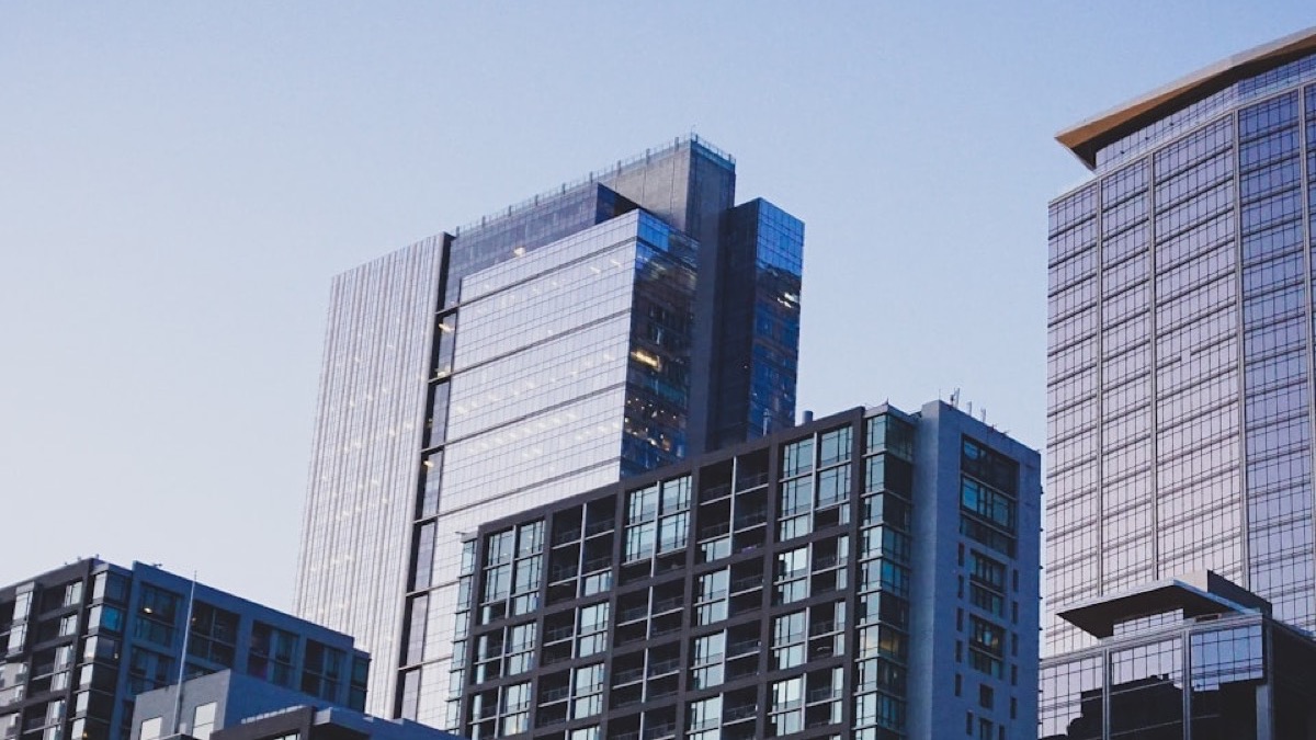 City apartment towers, the kind of buildings covered by New York's deposit rules